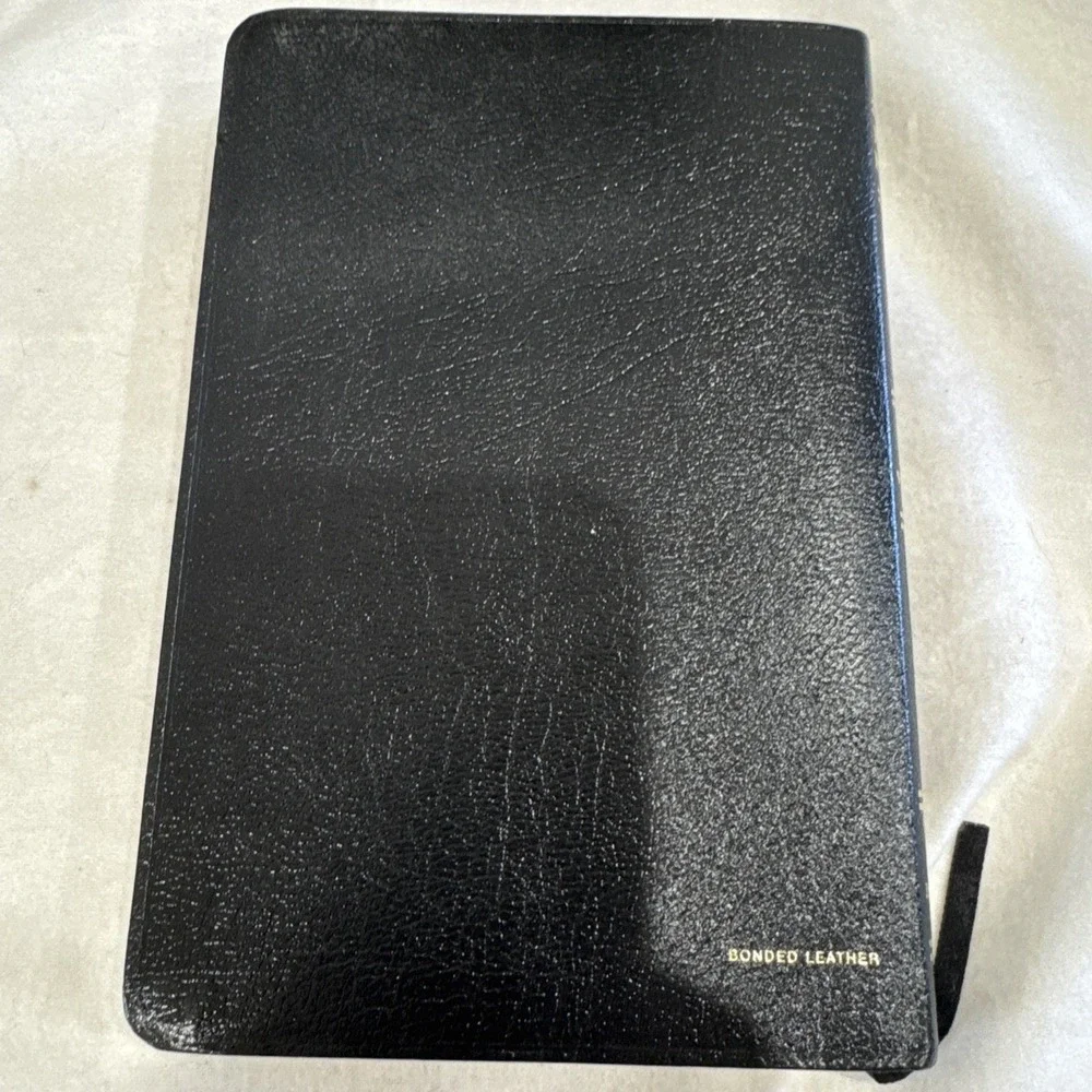 KJV Slimline Personal Bible Red Letter Black Bond Leather Very Nice With Box